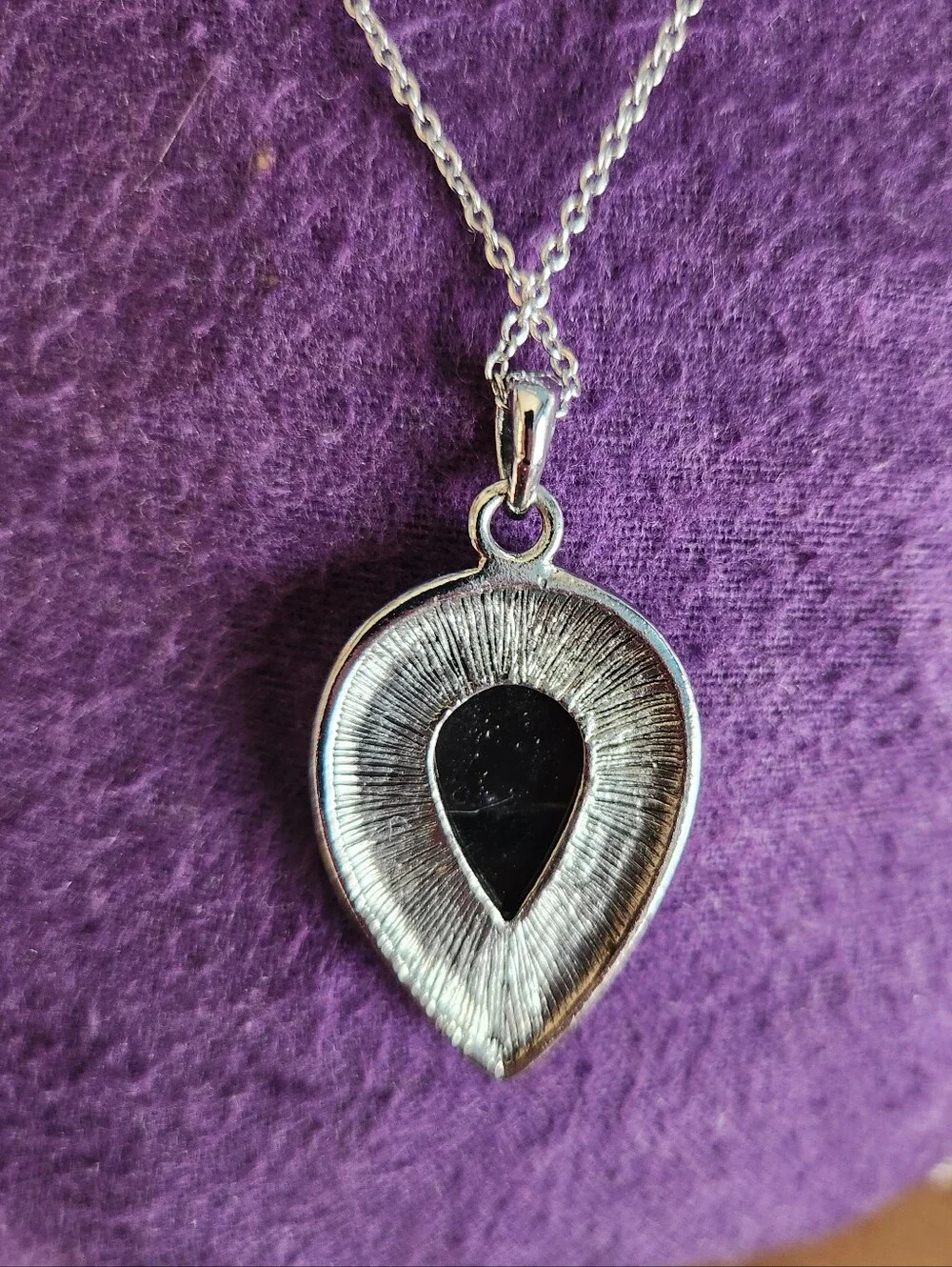 Teardrop Pendant Necklace and Earrings Set - Silver Tone